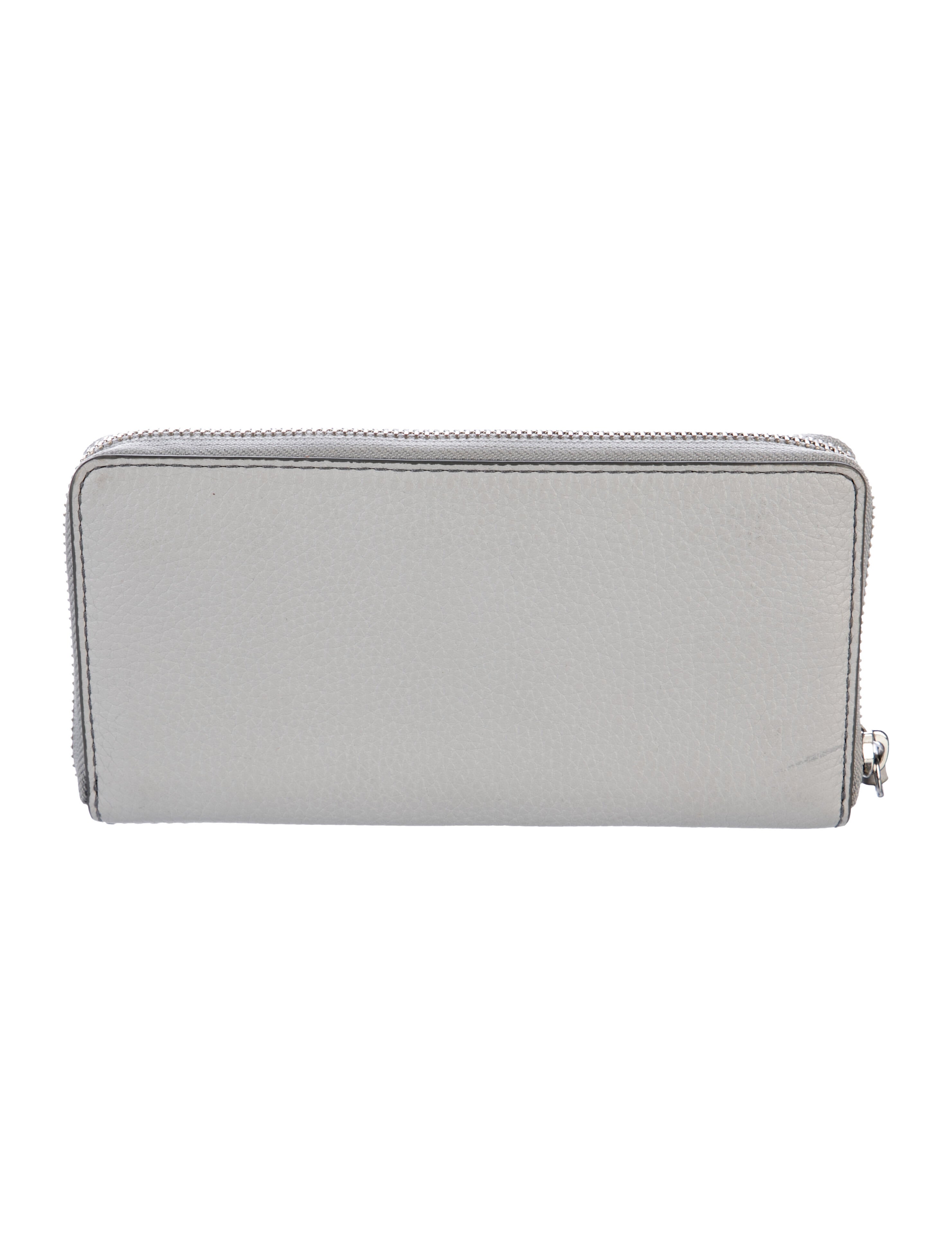 Marc Jacobs Leather Wristlet