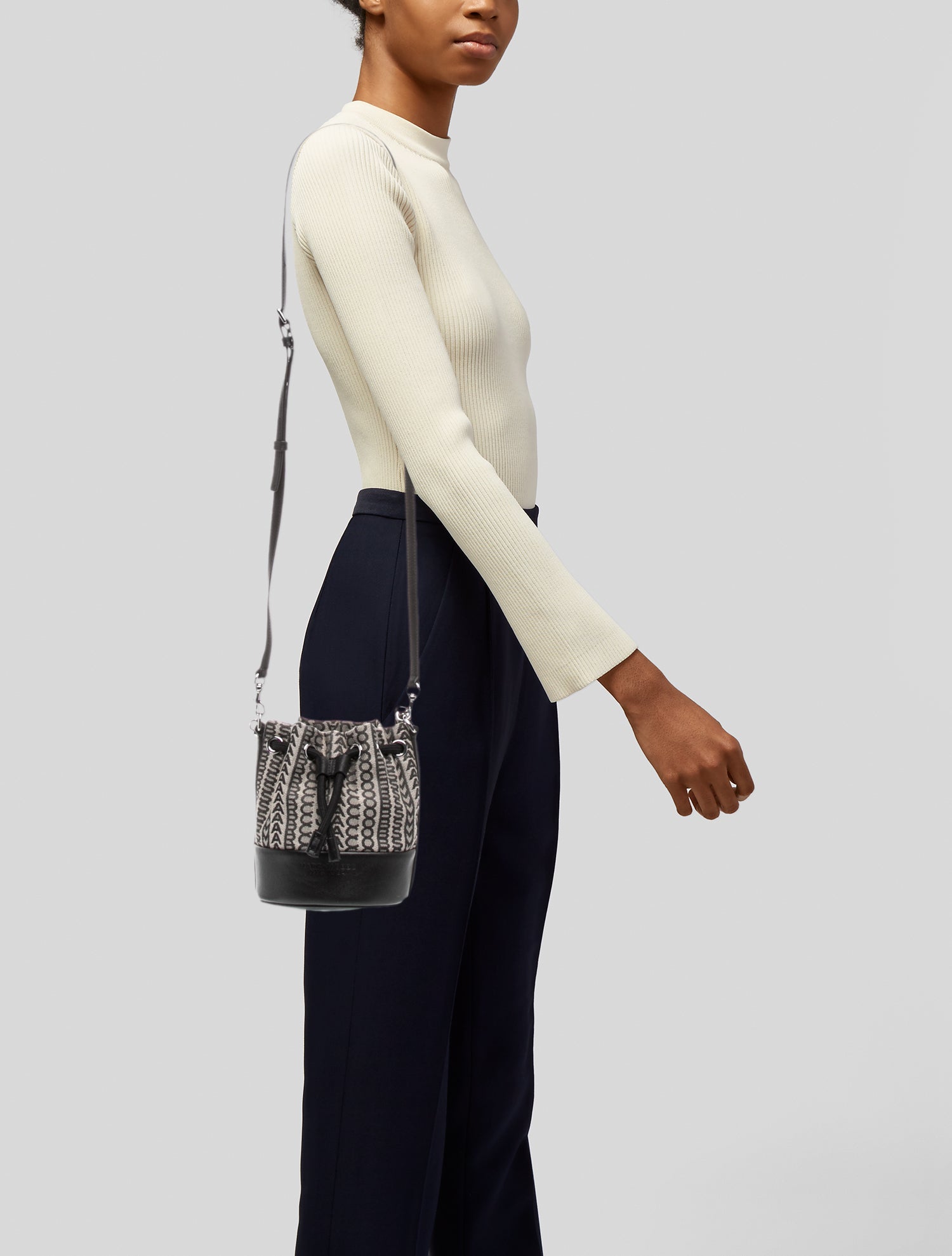 Marc Jacobs Leather Bucket Bag