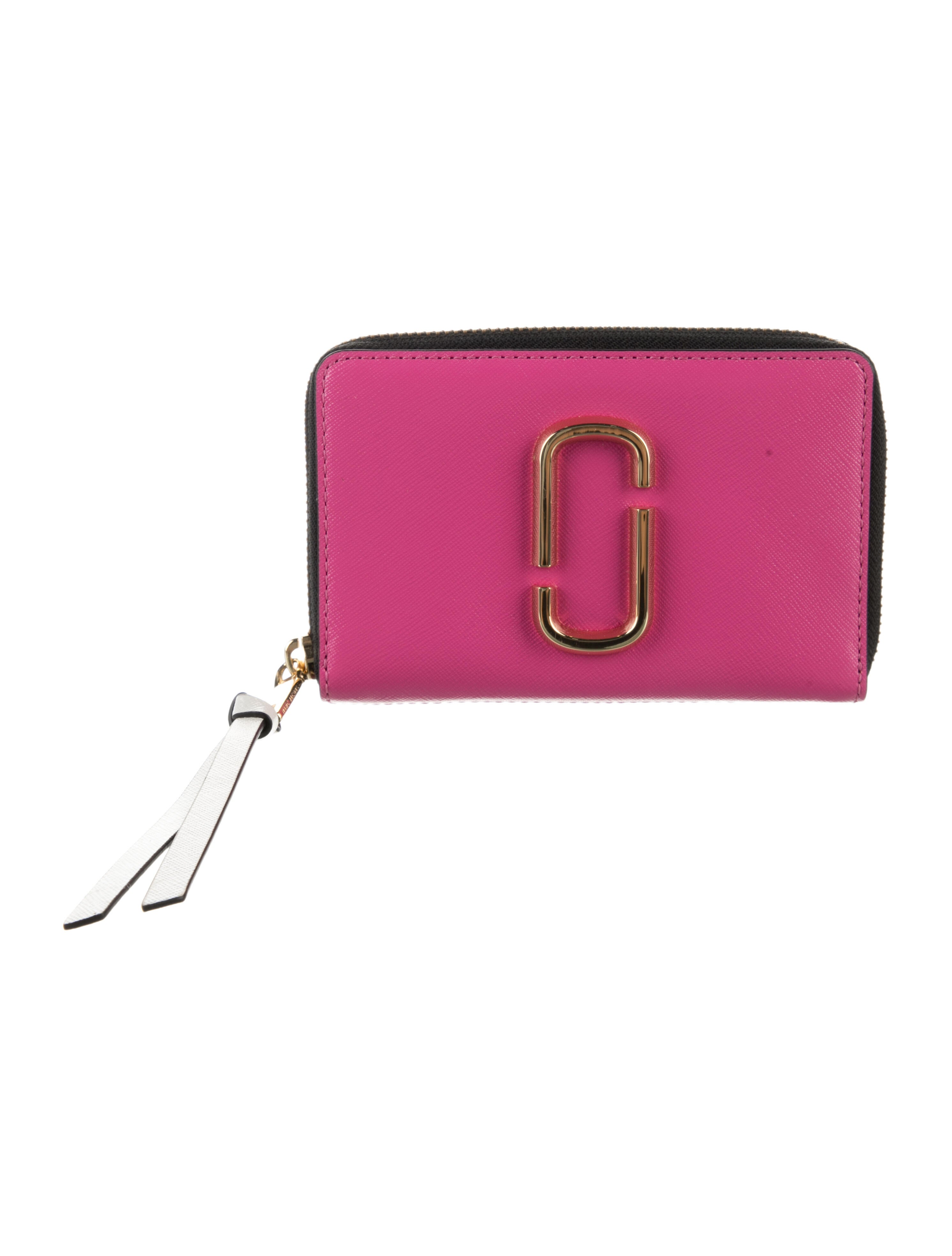 Marc Jacobs Leather Wristlet