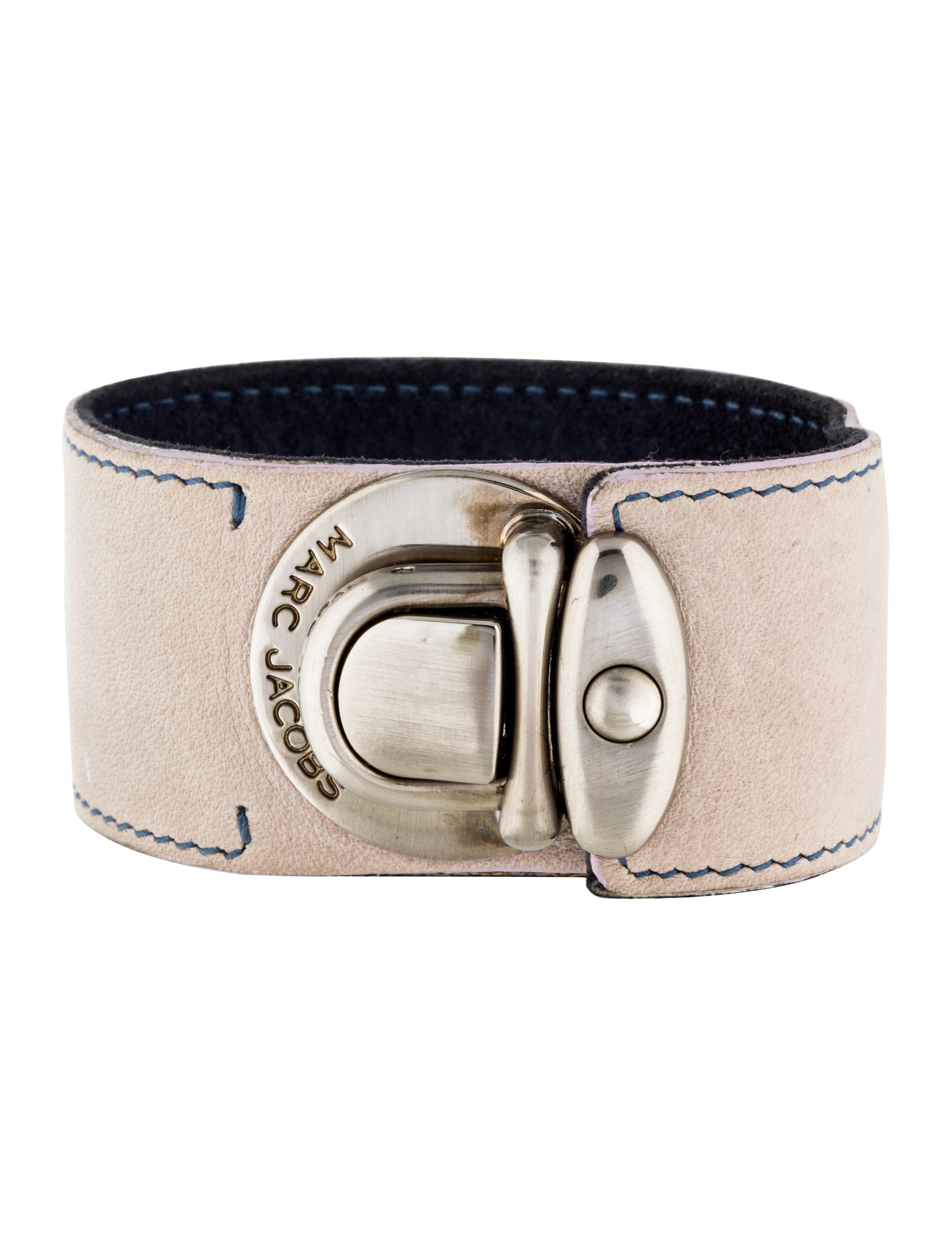Marc Jacobs Leather Slide Lock Bracelet Bracelets Mar44980 The Leather Slide Lock Bracelet