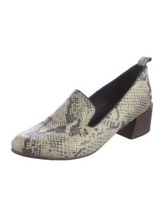 Mari Giudicelli Snakeskin Animal Print Pumps