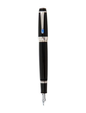 Montblanc Bohème Noir et Noir Fountain Pen