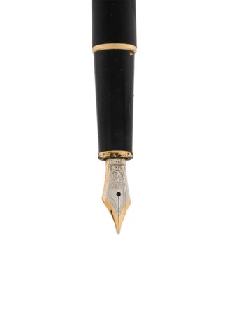 Montblanc Meisterstück Classique Fountain Pen