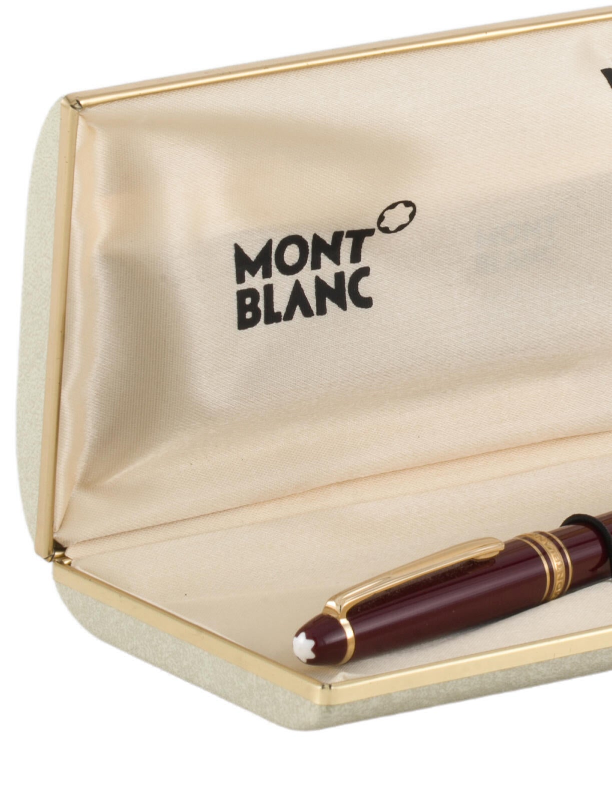 Montblanc Meisterstück Classique Fountain Pen