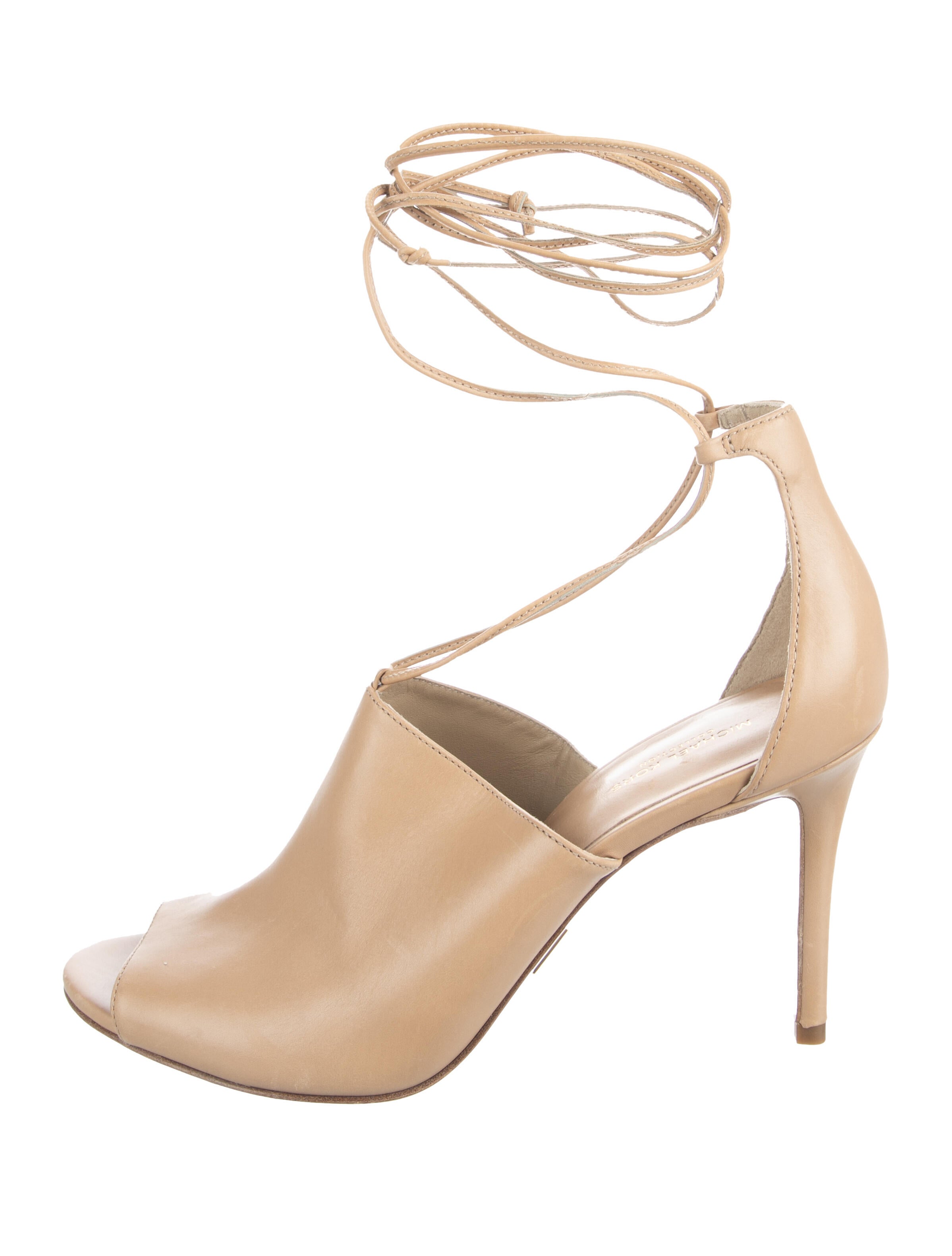 Michael Kors Collection Leather D'Orsay Pumps