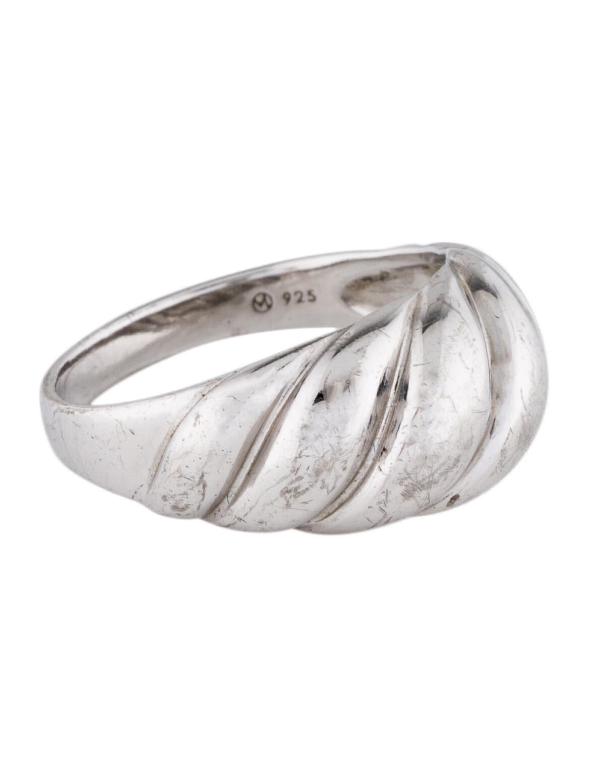 Mejuri Croissant Dome Ring - Rhodium-Plated Sterling Silver