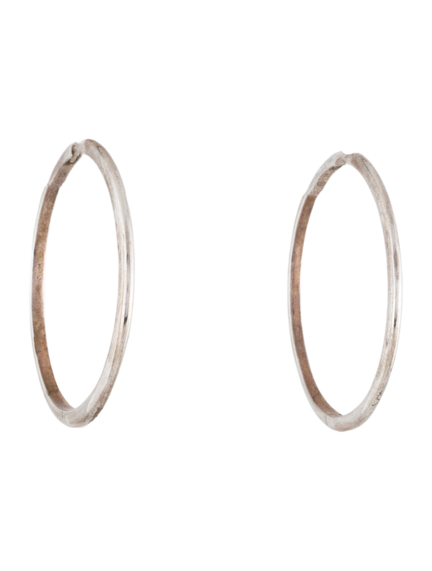 Mejuri Oversized Tube Hoop Earrings