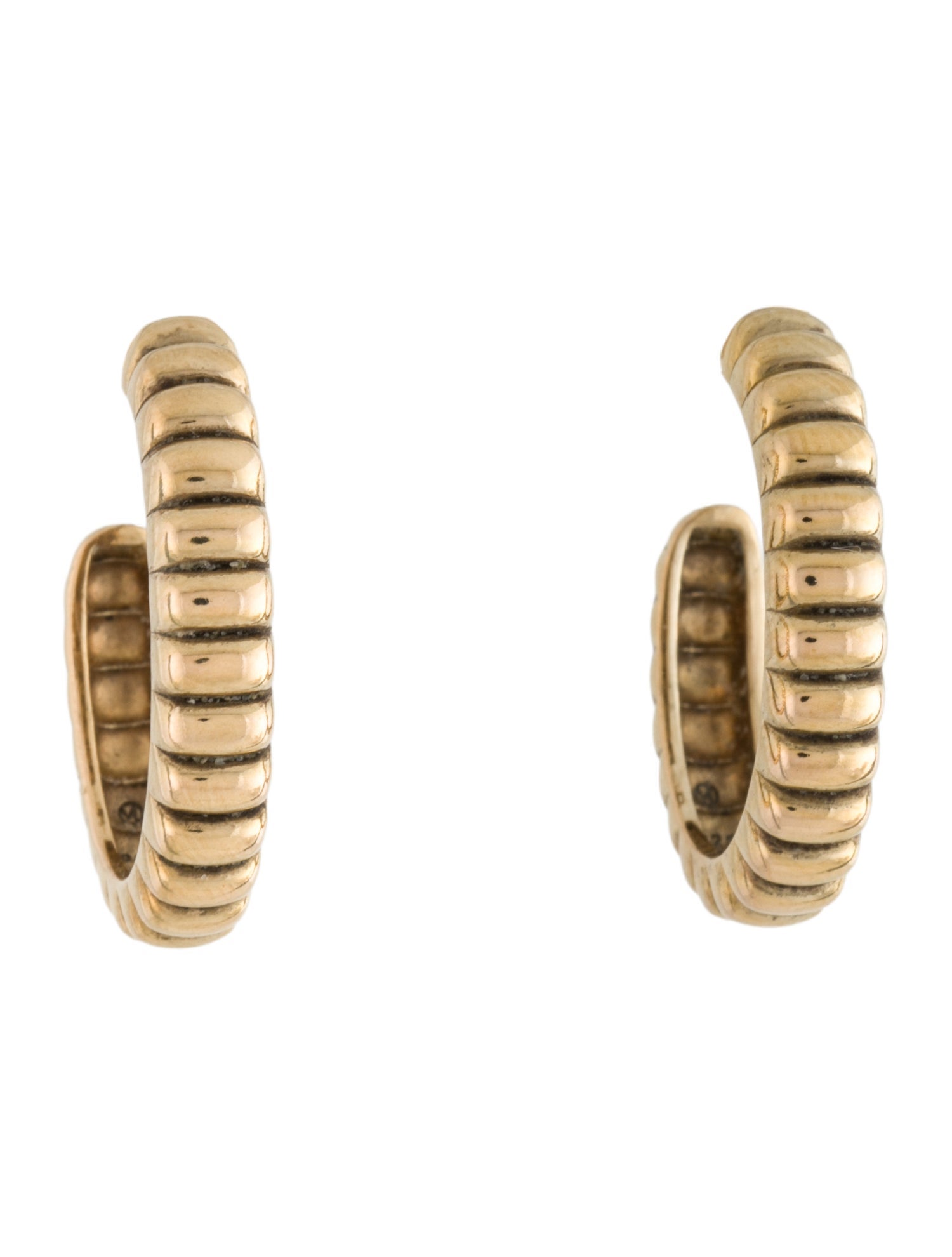 Mejuri Dome Texture Ridged Hoop Earrings
