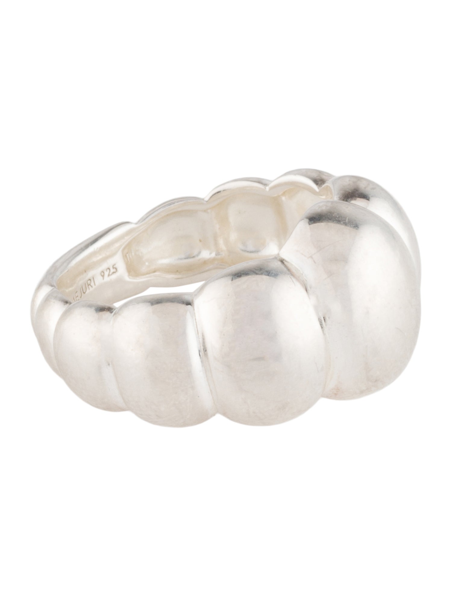 Mejuri Puffy Charlotte Ring