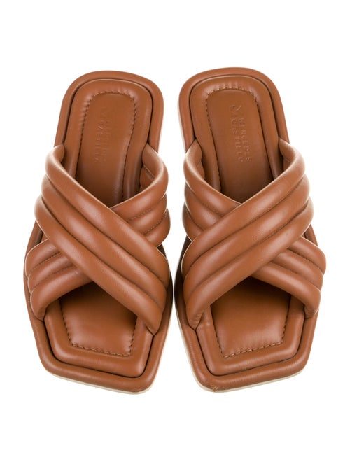 Mercedes Castillo Leather Slides