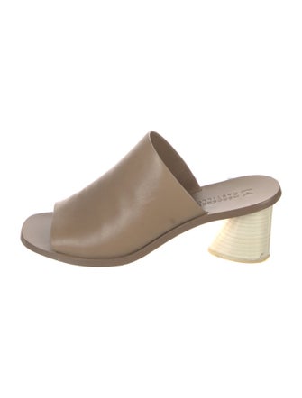 Mercedes Castillo Leather Slides