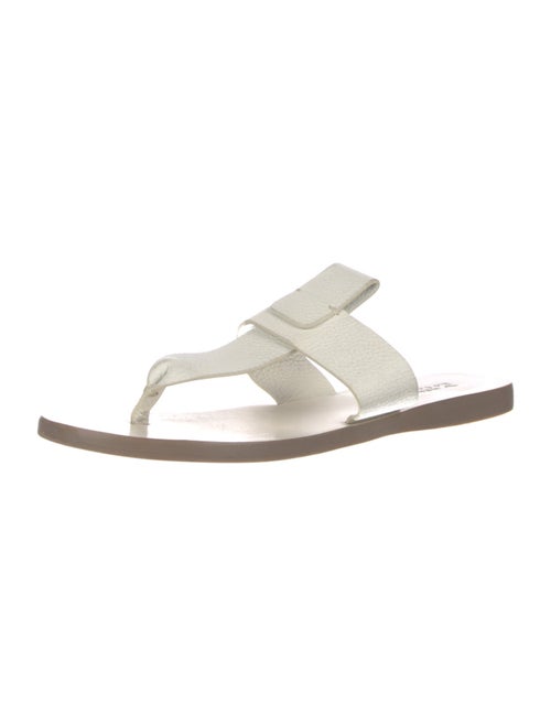 Mercedes Castillo Leather Slides