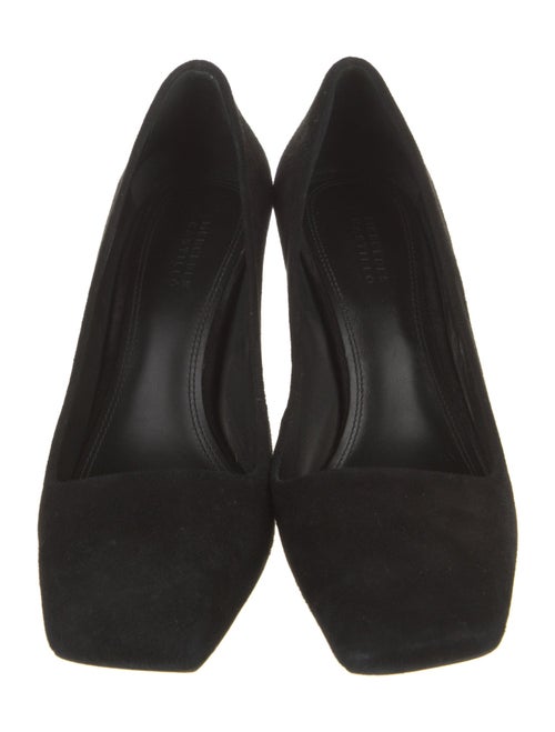 Mercedes Castillo Suede Pumps
