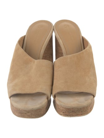 Mercedes Castillo Slides