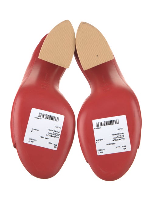 Mercedes Castillo Leather Slides