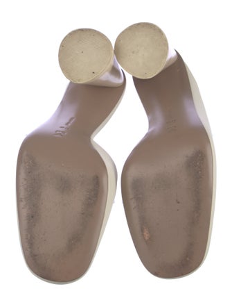 Mercedes Castillo Leather Mules