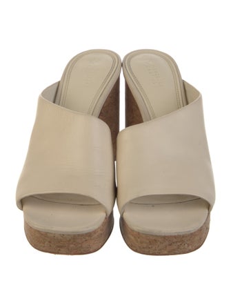 Mercedes Castillo Leather Slides