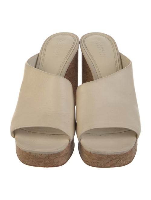 Mercedes Castillo Leather Slides
