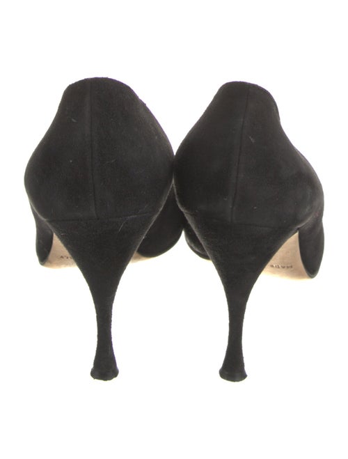 Michael Kors Suede Pumps