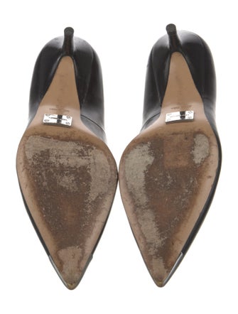Michael Kors Leather Pumps