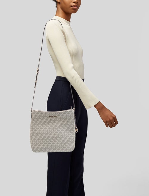 Michael Kors Messenger Bag