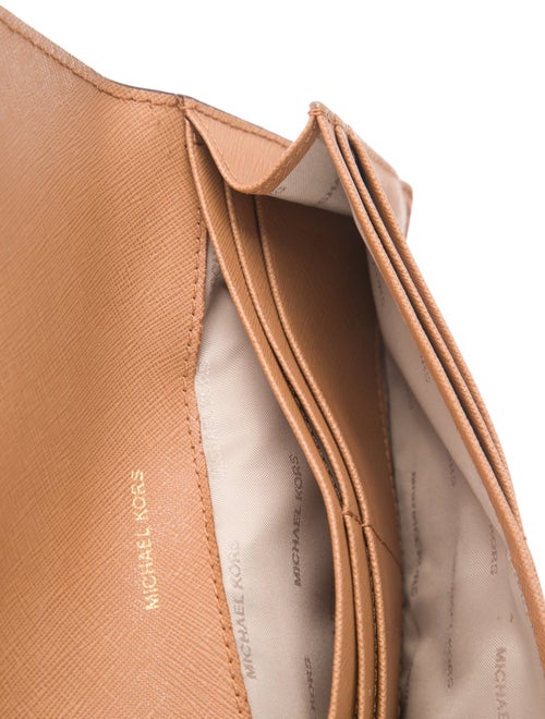 Michael Kors Leather Continental Wallet