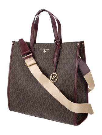 Michael Kors Messenger Bag