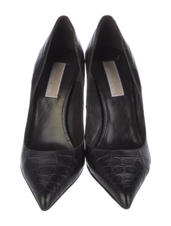 Michael Kors Quilted Pattern Leather Pumps