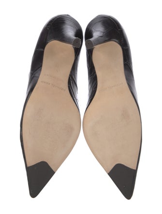 Michael Kors Quilted Pattern Leather Pumps