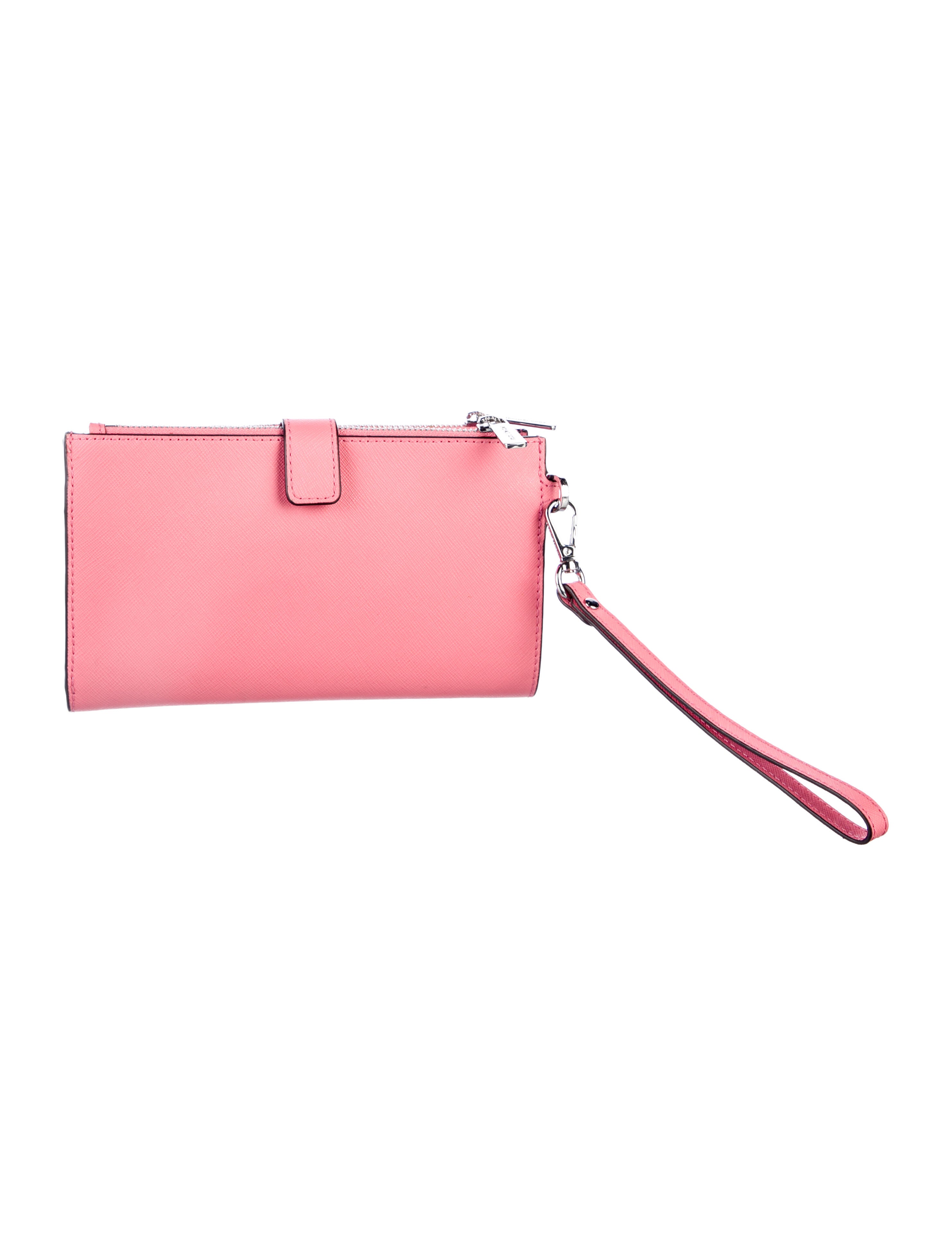 Michael Michael Kors Wristlet