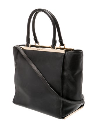 Michael Michael Kors Leather Bucket Bag