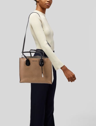 Michael Kors Leather Bucket Bag