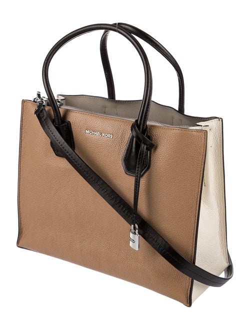 Michael Kors Leather Bucket Bag