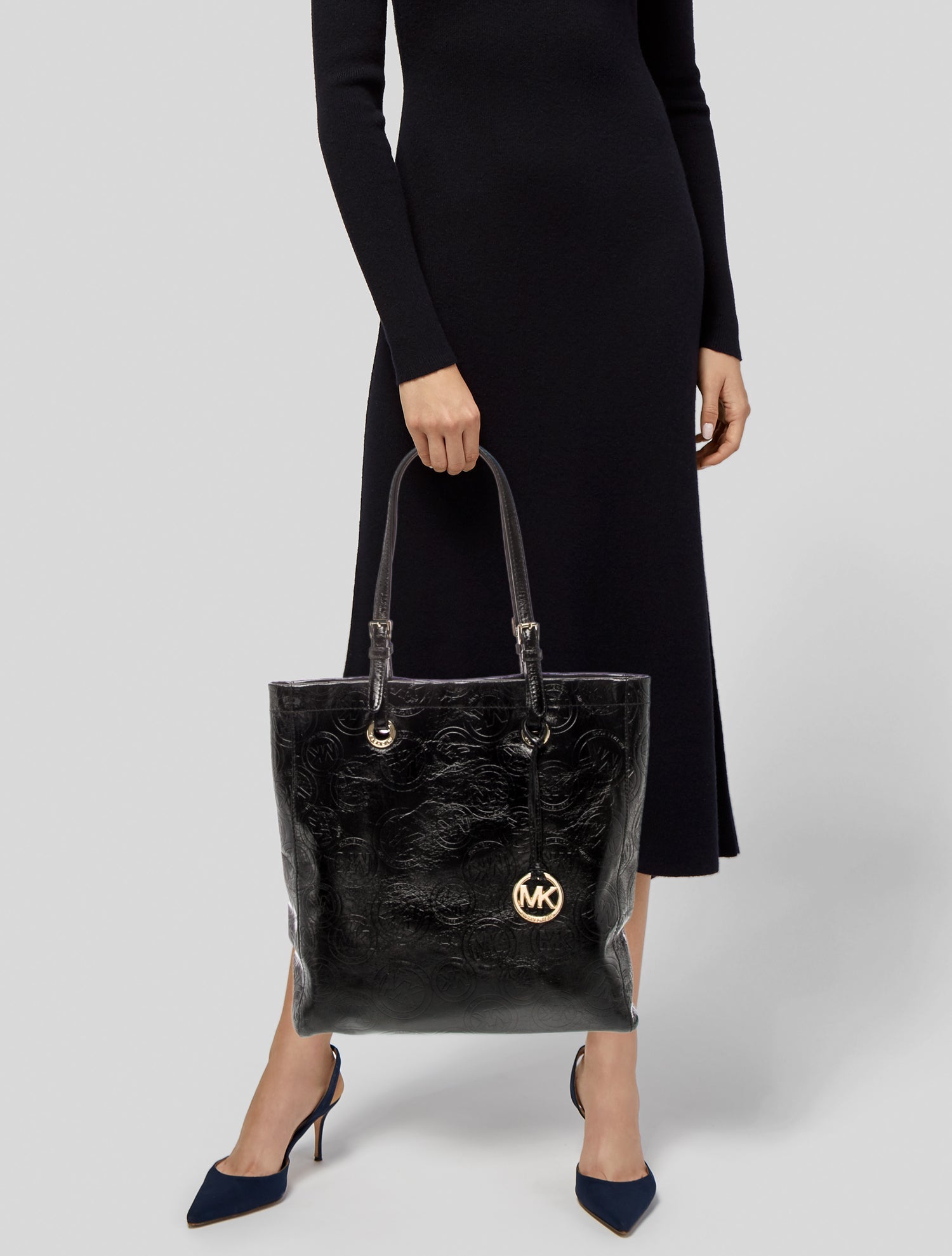 Michael Michael Kors Patent Leather Bucket Bag