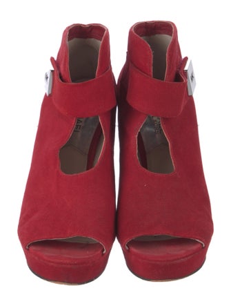 Michael Kors Suede Pumps