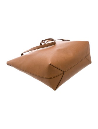 Michael Kors Leather Bucket Bag