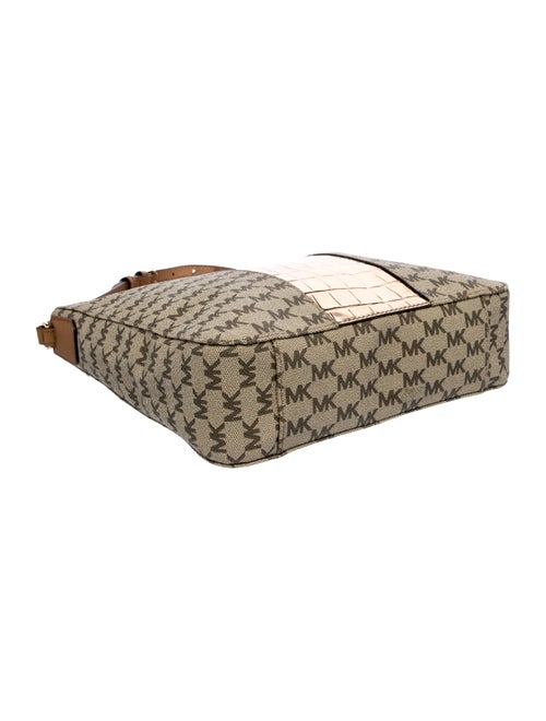 Michael Kors Messenger Bag