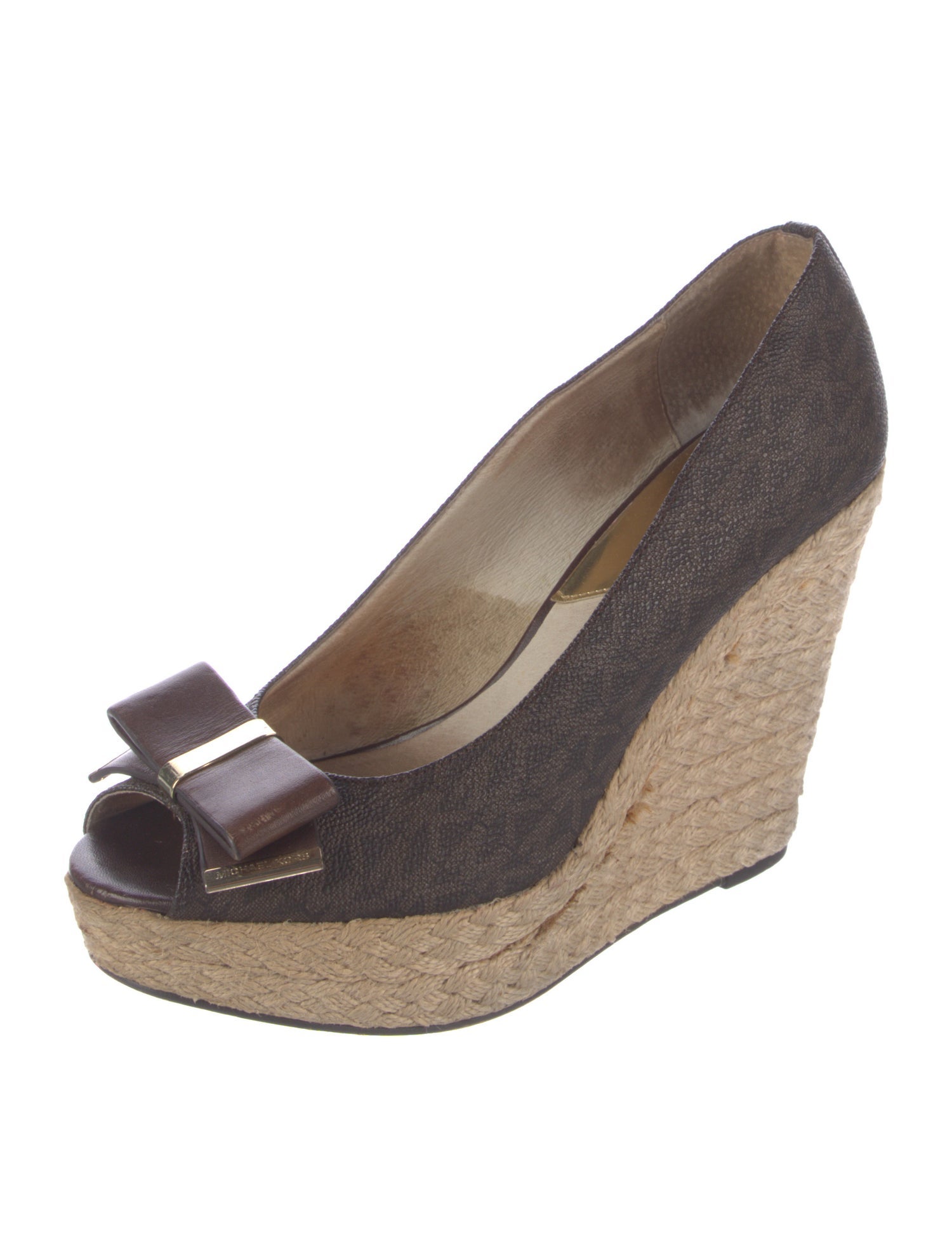 Michael Kors Bow Accents Pumps