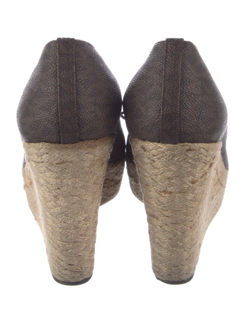 Michael Kors Bow Accents Pumps