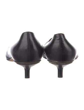 Michael Kors Leather Pumps