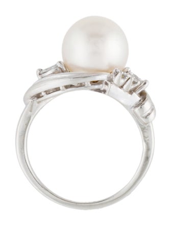 Mikimoto Platinum Pearl & Diamond Ring