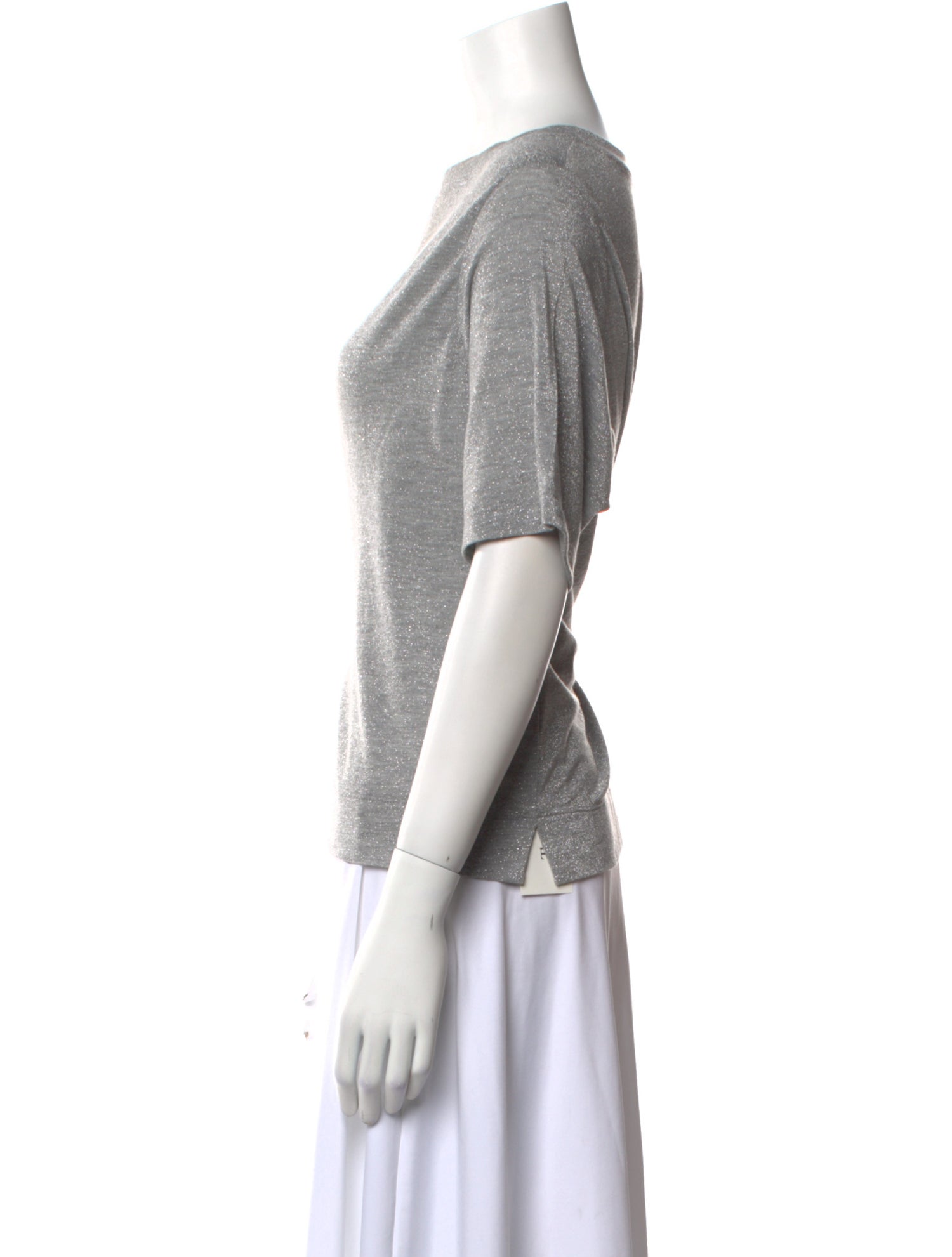 Momoni Bateau Neckline Short Sleeve T-Shirt