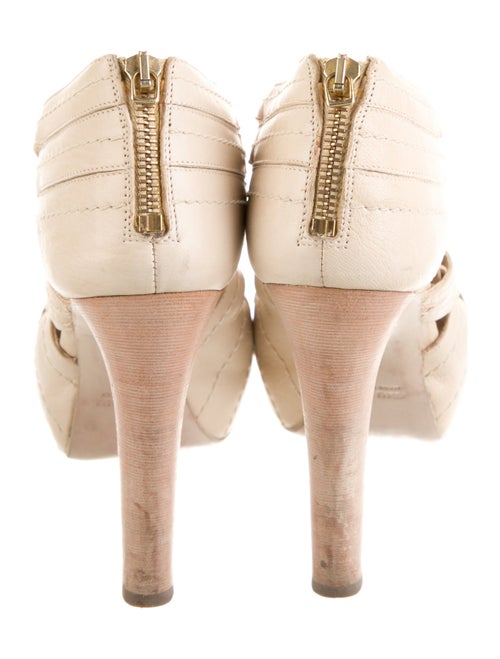 Miu Miu Leather Pumps