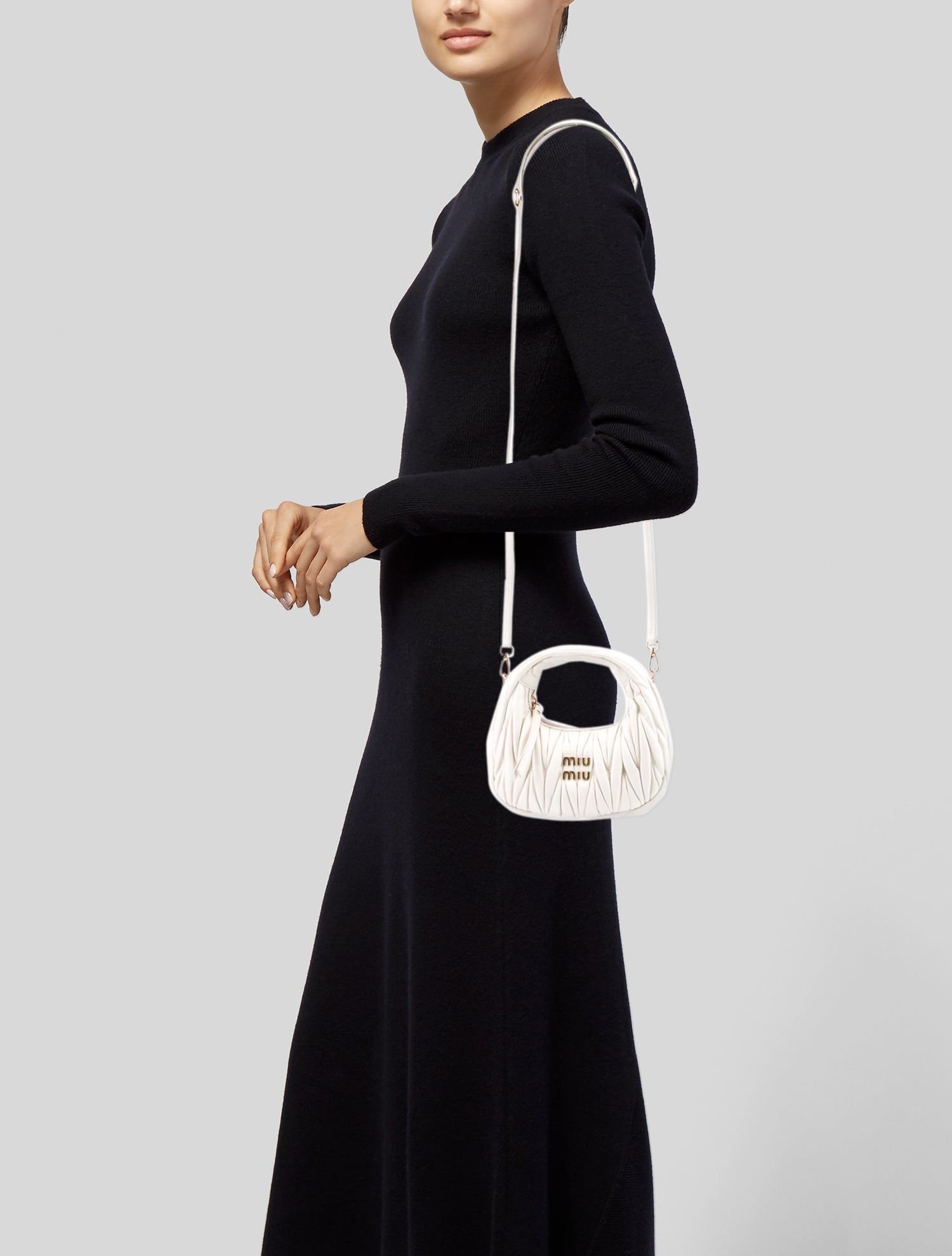 【関税&送料込】Miu Miu Mini Borsa Miu Miu Matelassé nappa leather mini-bag | REVERSIBLE