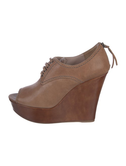 Miu Miu Leather Pumps