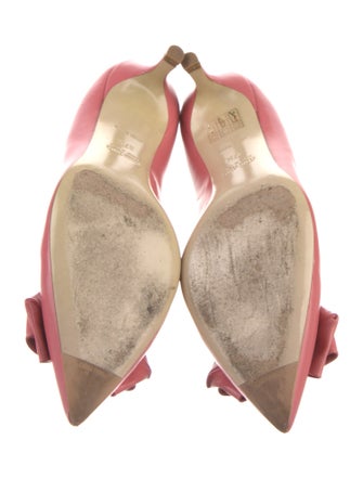 Miu Miu Leather Bow Accents Pumps