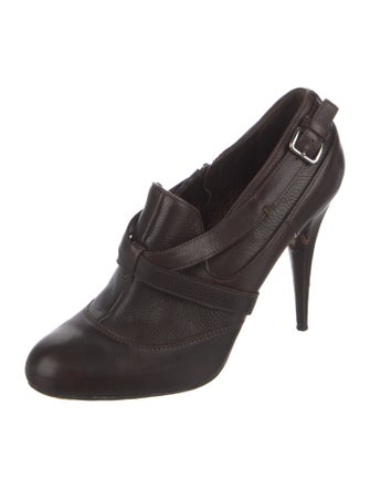 Miu Miu Leather Pumps