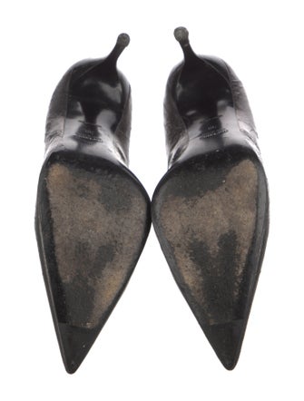 Miu Miu Leather Pumps