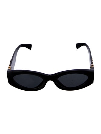 Miu Miu Wayfarer Tinted Sunglasses