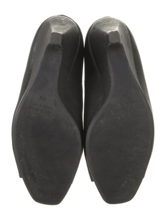 Miu Miu Leather Pumps